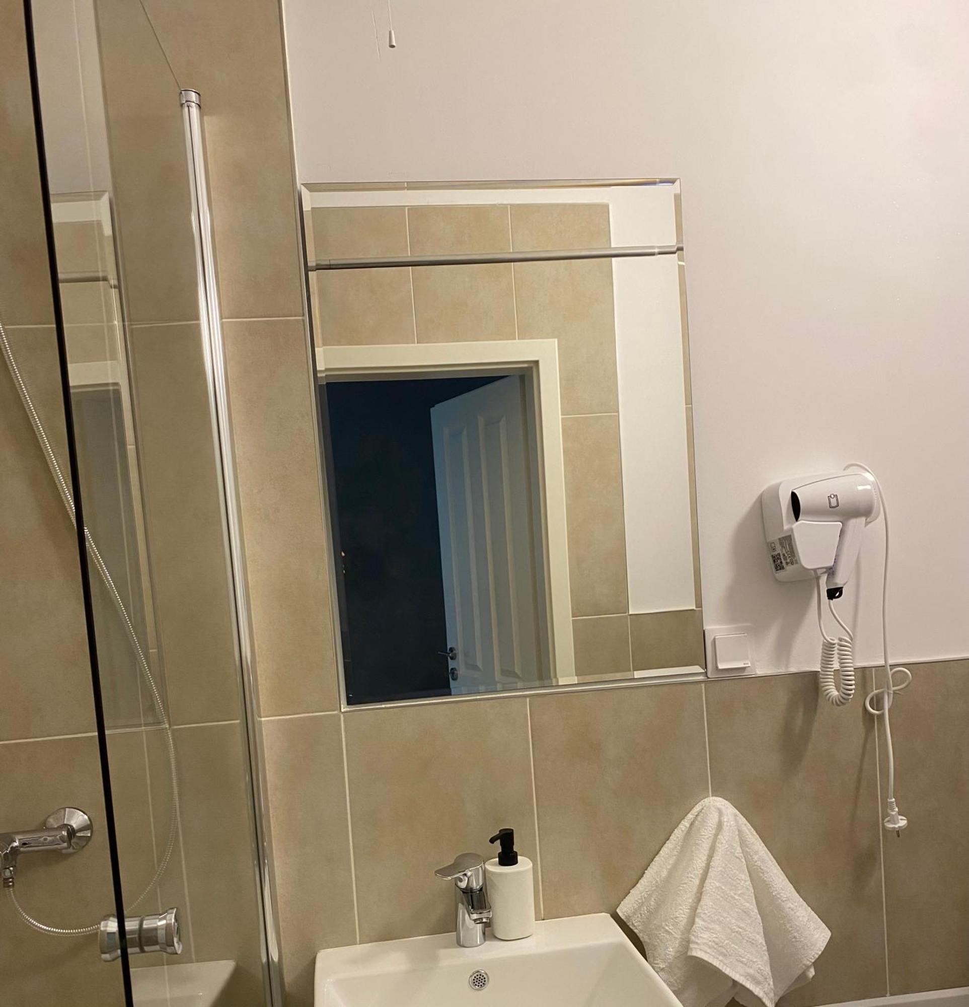 New House Sibiu酒店 外观 照片
