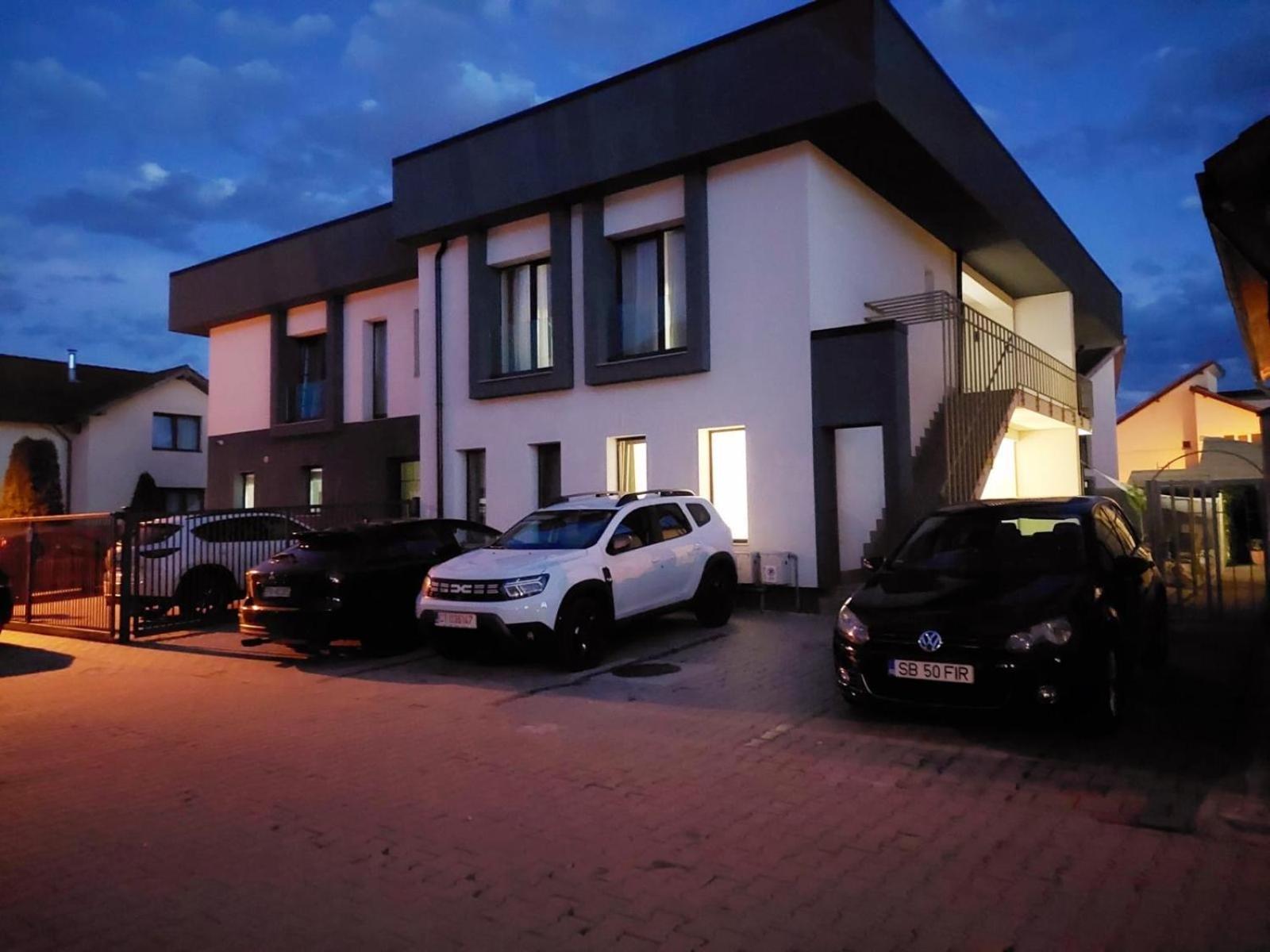 New House Sibiu酒店 外观 照片